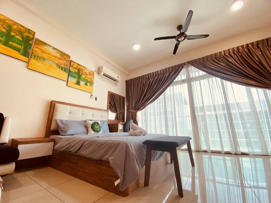 Mount Austin #palazio A1 Super Pool View 1-2pax #mspro *
