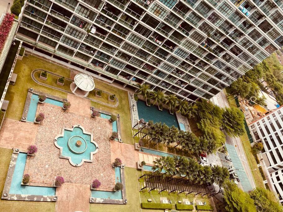 Mount Austin #palazio A1 Super Pool View 1-2pax #mspro *