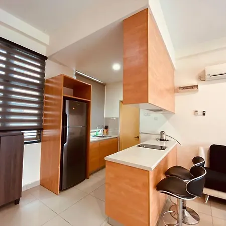 Mount Austin #Palazio A1 Super Pool View 1-2Pax #Mspro Apartment Johor Bahru Exterior photo